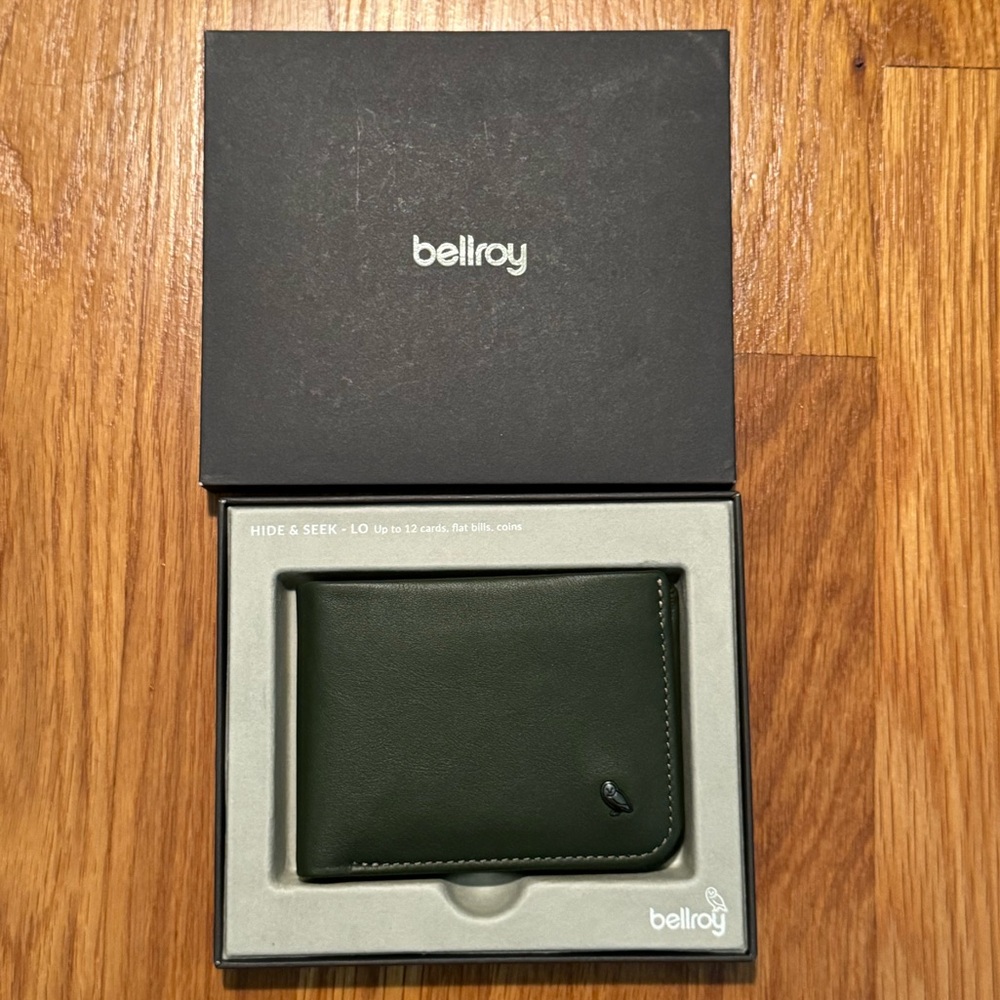 Bellroy Hide & Seek Lo Brand New in Ranger Green